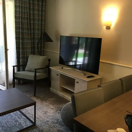 Cyrille Et Presqu'ile De La Touques Deauville